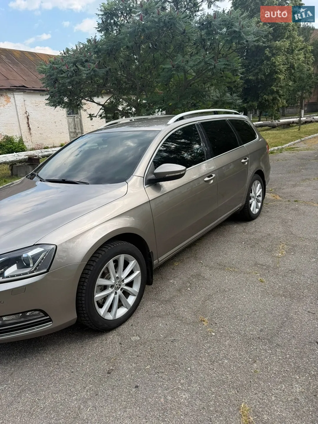 2011 Volkswagen Passat - мініатюра 40