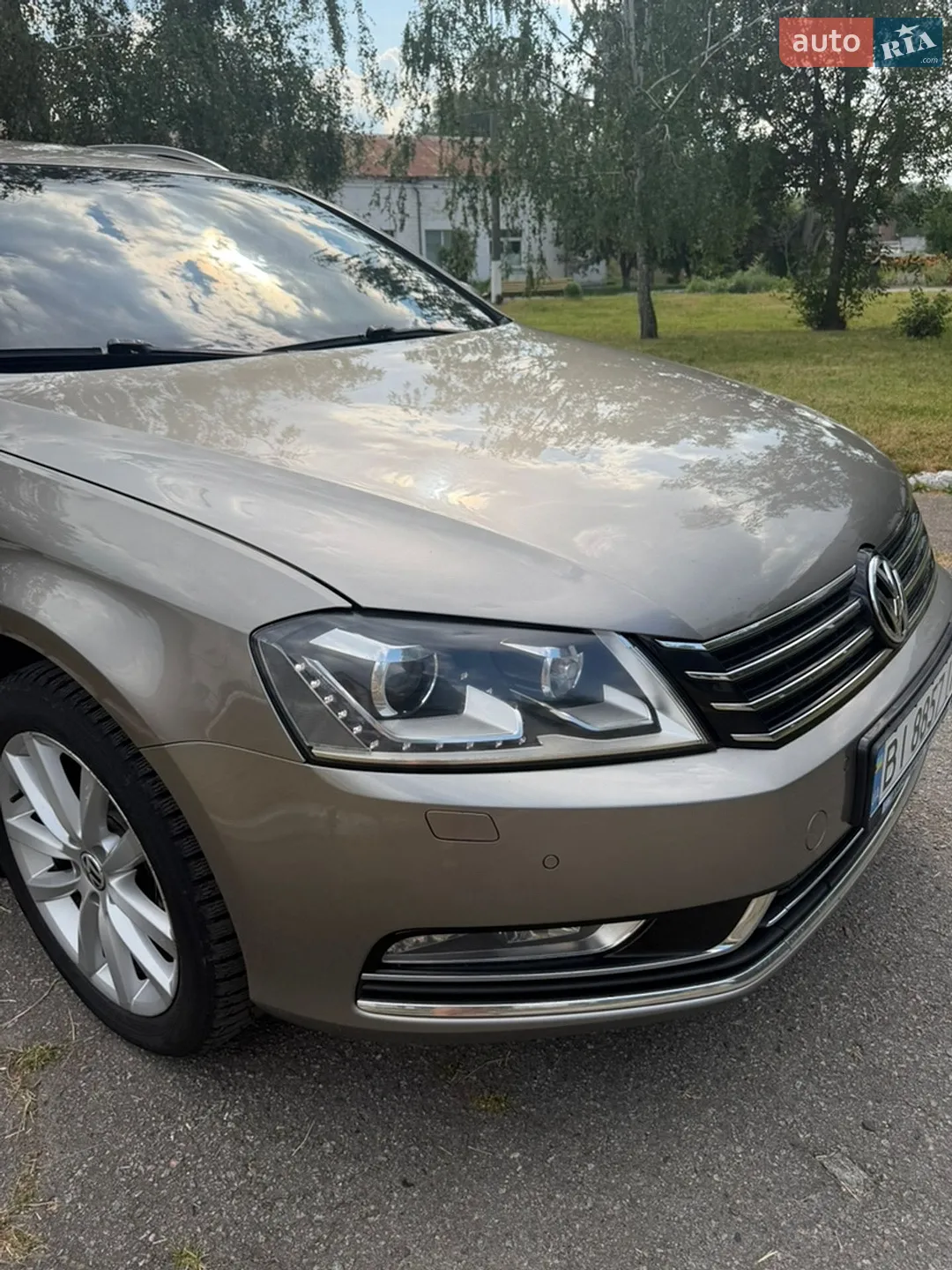 2011 Volkswagen Passat - мініатюра 11