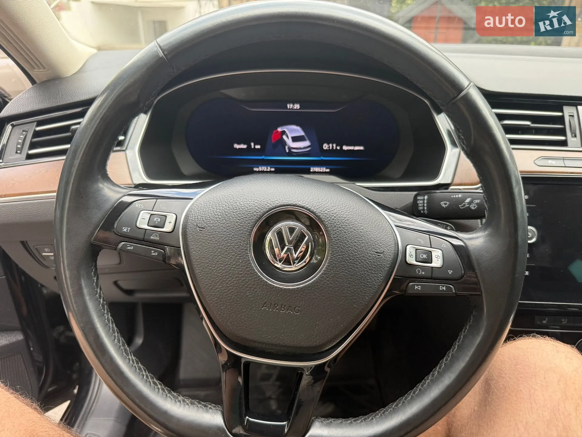 2017 Volkswagen Passat - мініатюра 28