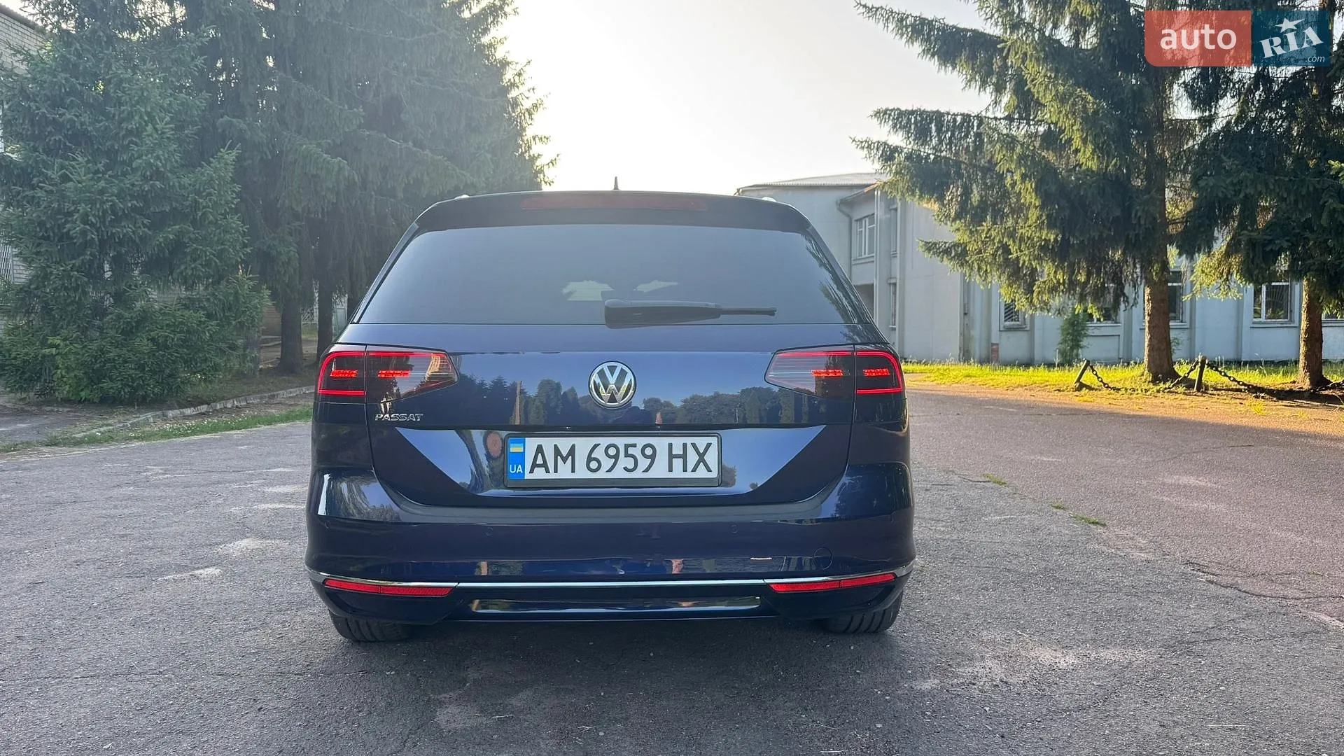 Volkswagen Passat 2019 VIN WVWZZZ3CZKE076451 фото оголошення 5 з 18