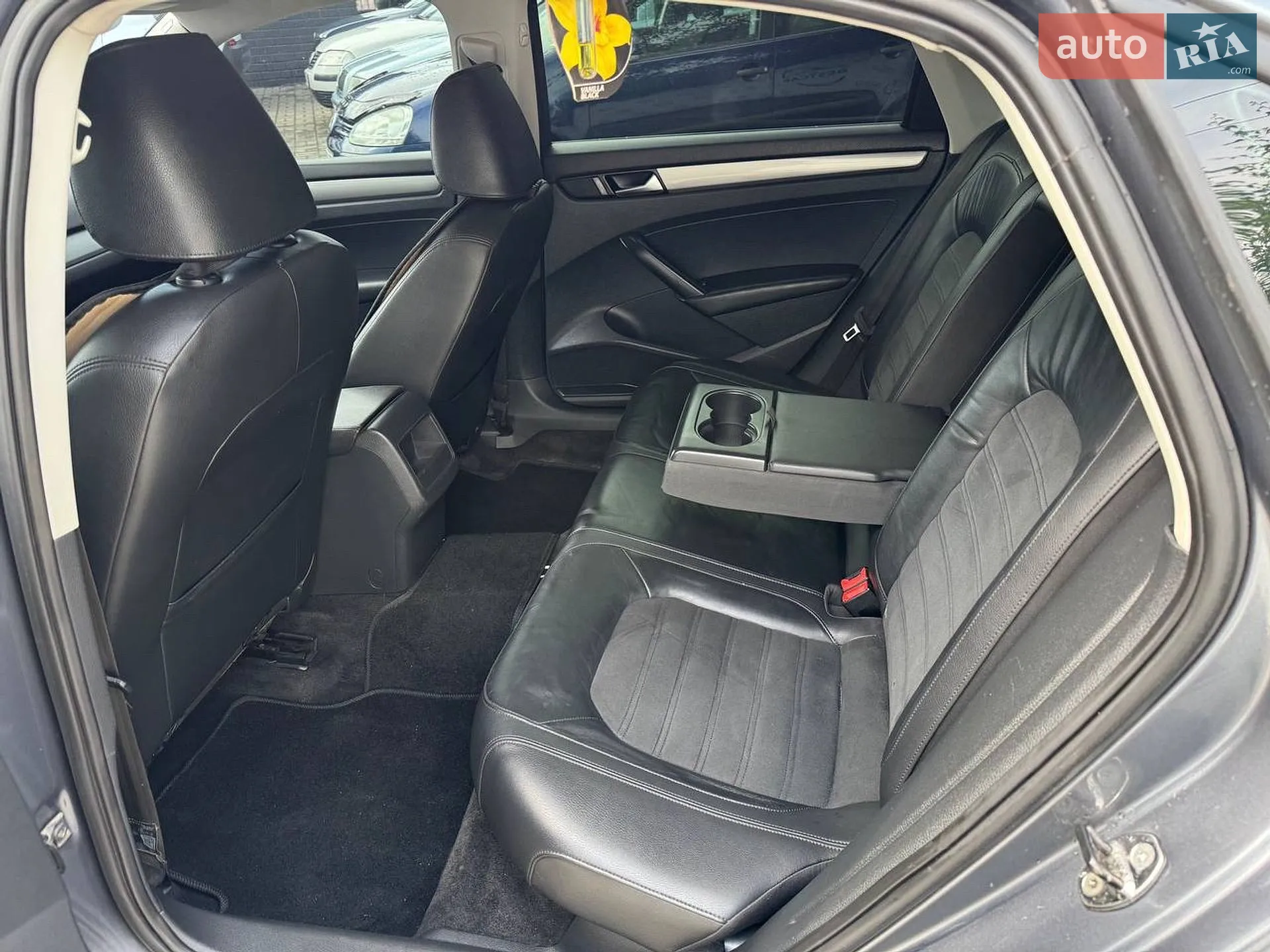 2012 Volkswagen Passat - мініатюра 16