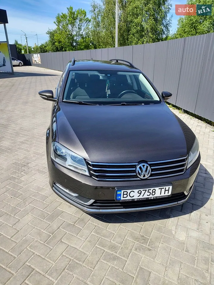 2013 Volkswagen Passat - мініатюра 21