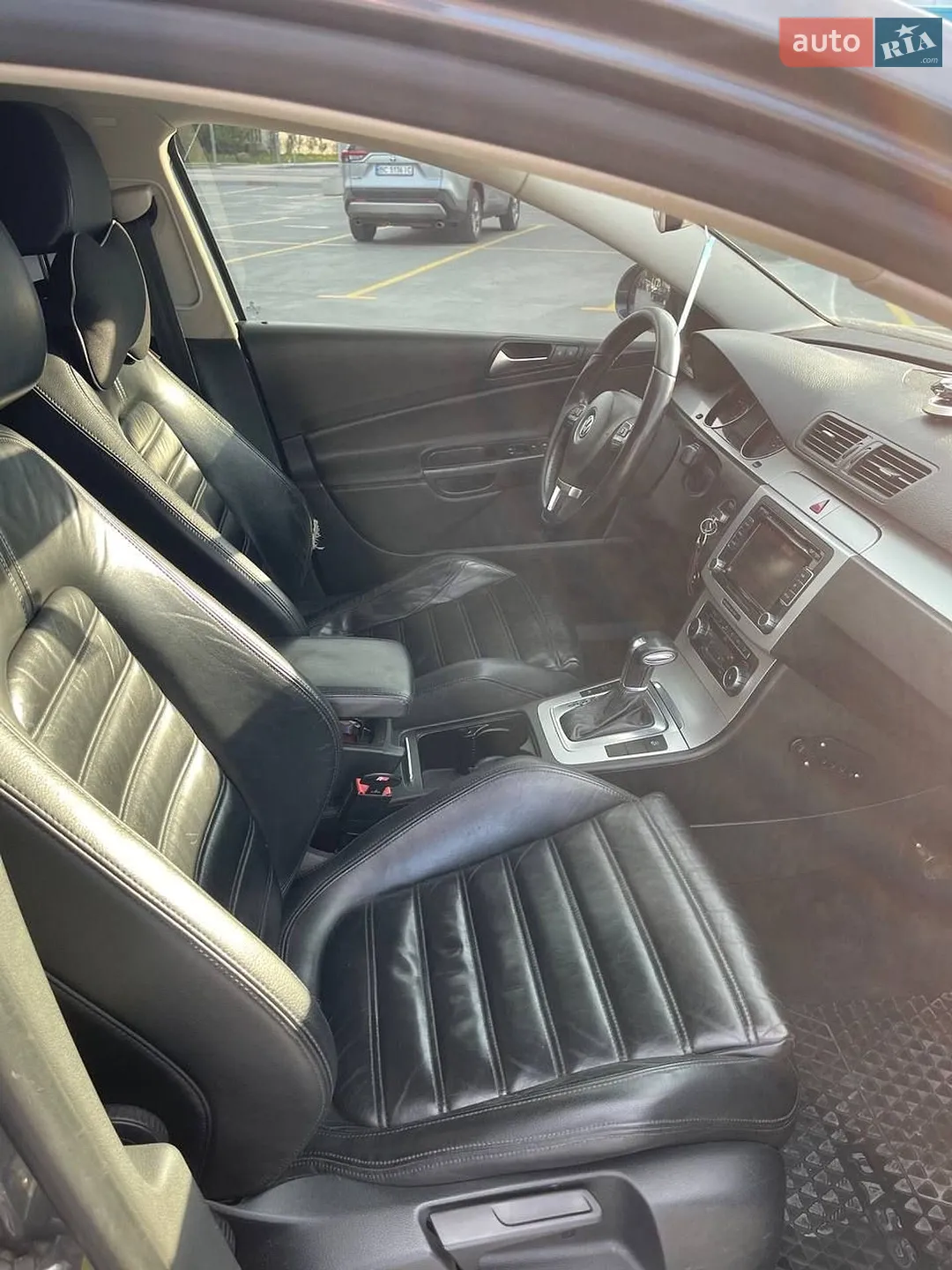 2010 Volkswagen Passat - мініатюра 8