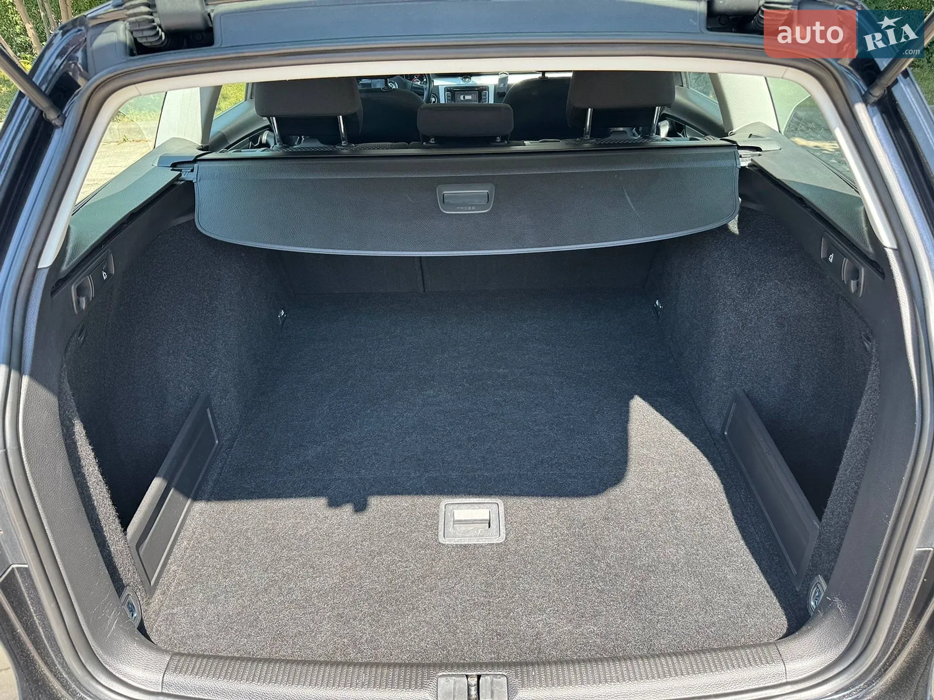 2013 Volkswagen Passat - мініатюра 43