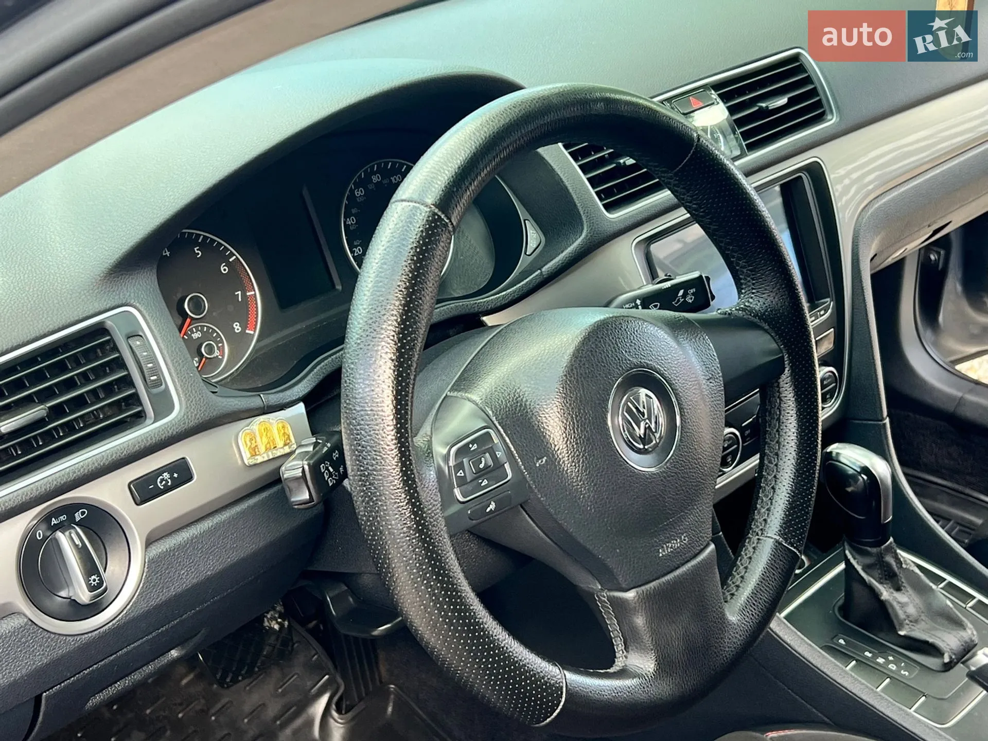 Volkswagen Passat 2012 VIN 1VWAP7A38CC050534 фото оголошення 10 з 26