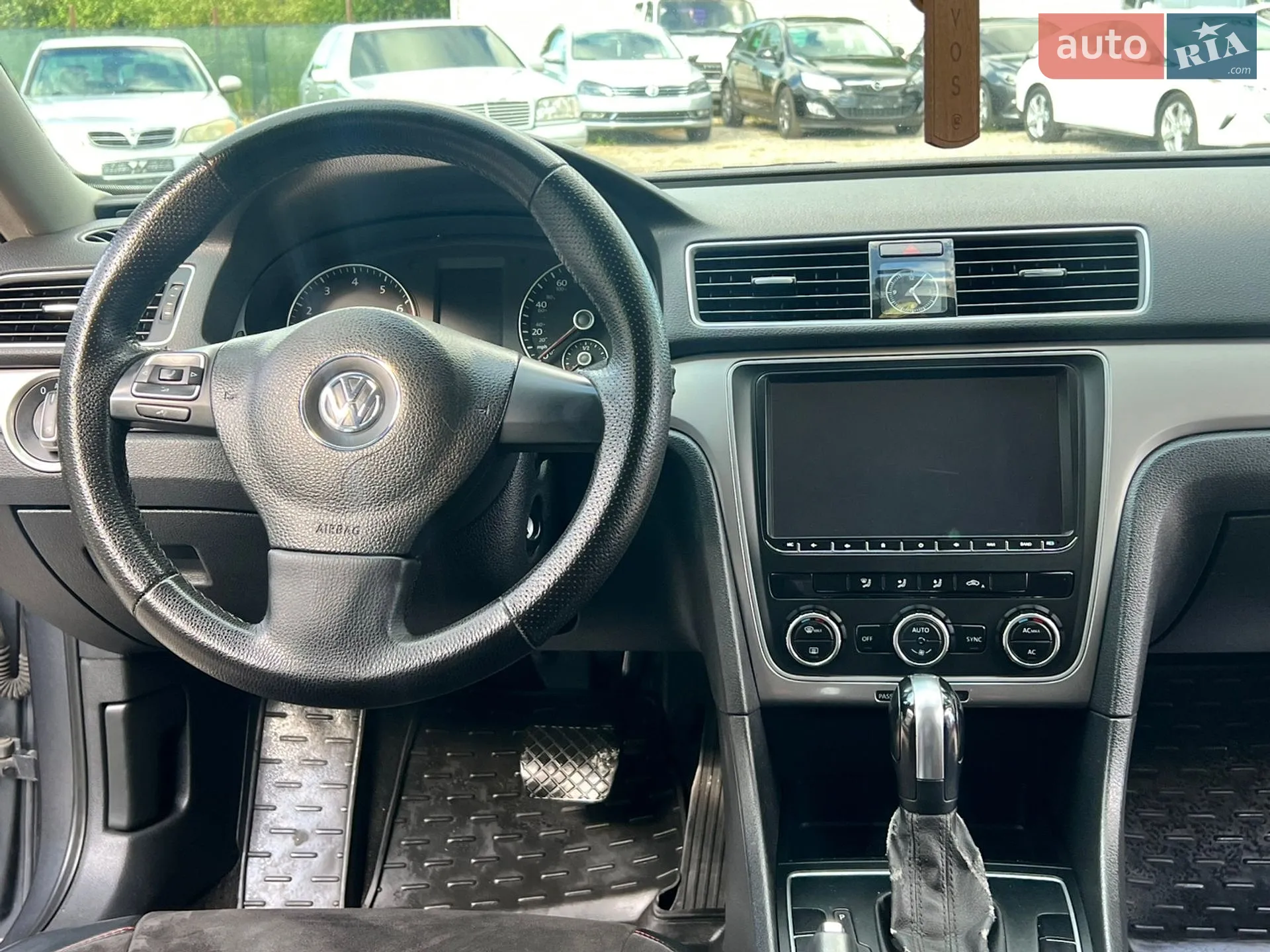 Volkswagen Passat 2012 VIN 1VWAP7A38CC050534 фото оголошення 15 з 26