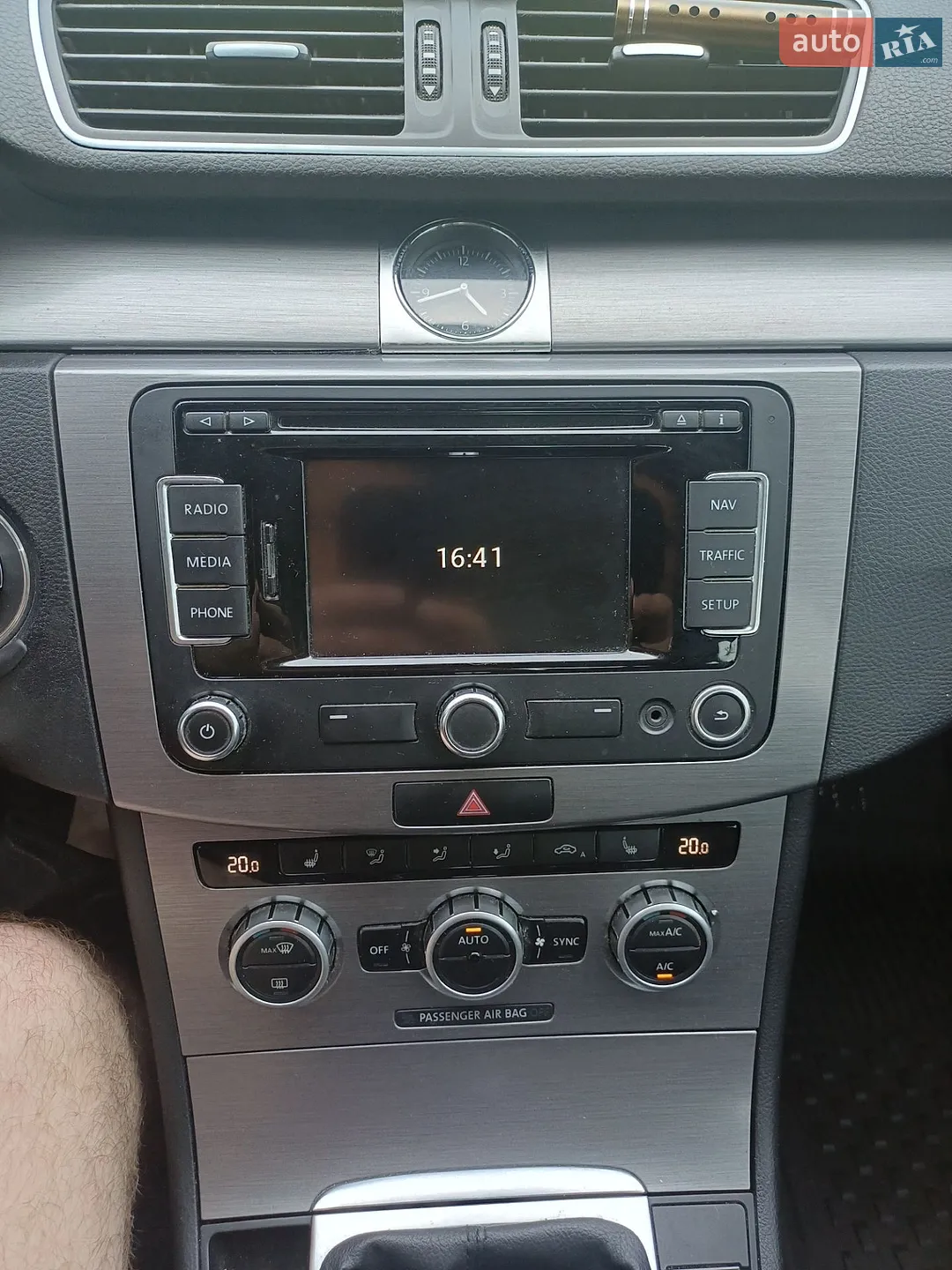2013 Volkswagen Passat - мініатюра 21