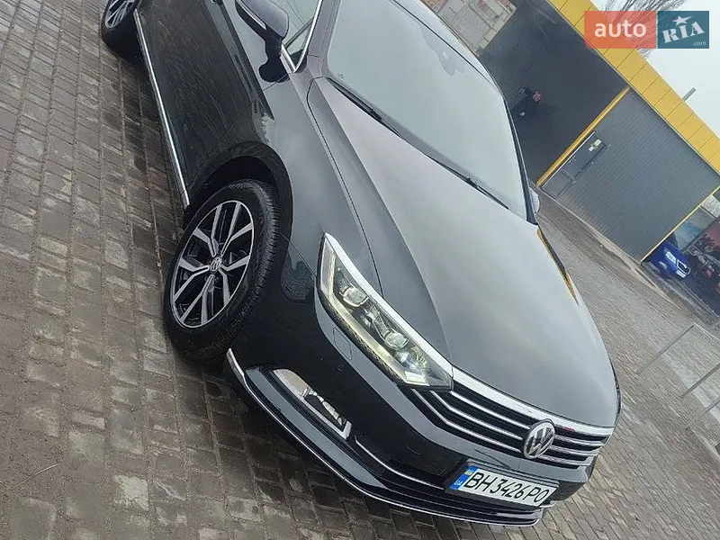 Volkswagen Passat 2017 VIN WVWZZZ3CZJE128951 фото оголошення 2 з 48