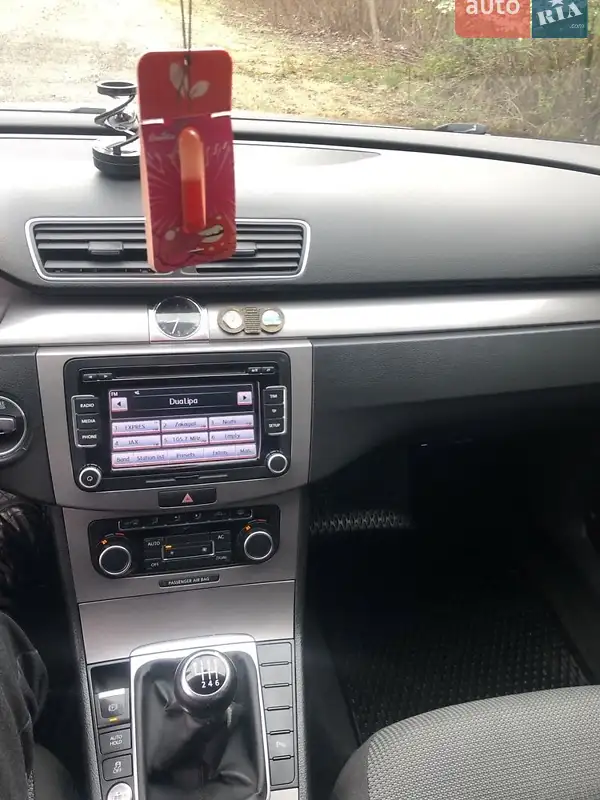 Volkswagen Passat 2011 VIN WVWZZZ3CZBP357761 фото оголошення 5 з 44