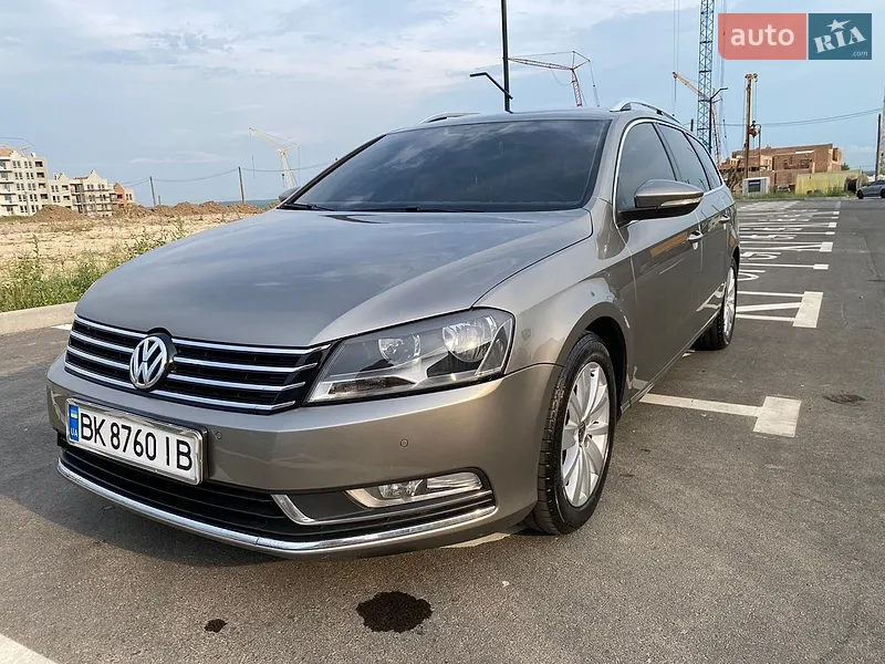 Volkswagen Passat 2012 VIN WVWZZZ3CZCE144687 фото оголошення 2 з 48
