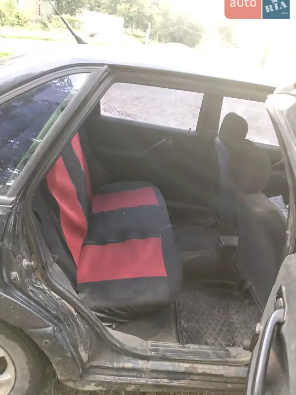 Volkswagen Passat 1991 VIN WVWZZZ31ZME093639 фото оголошення 2 з 36