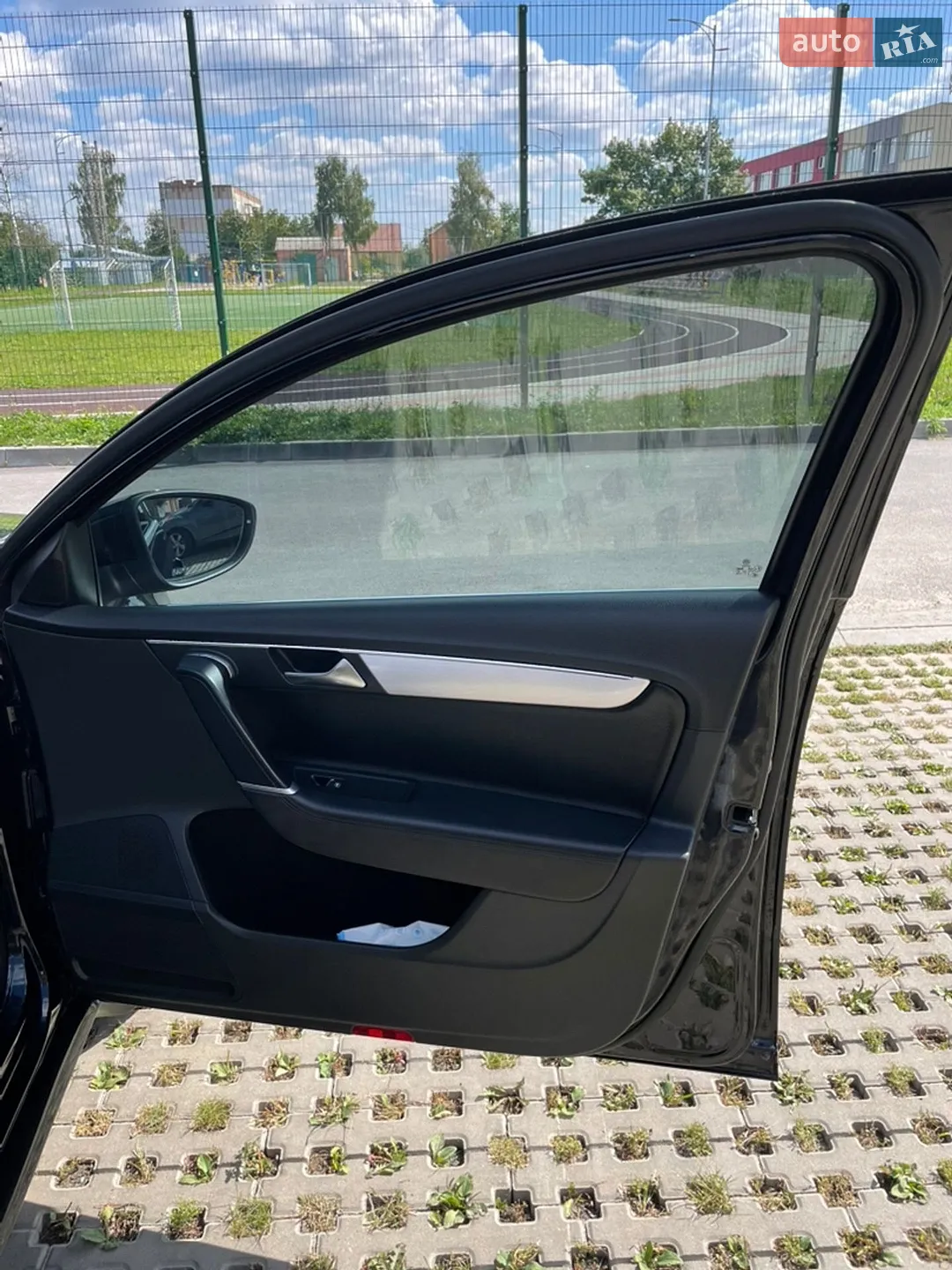 2010 Volkswagen Passat - мініатюра 11