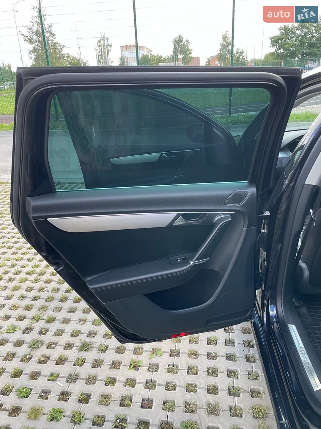 2010 Volkswagen Passat - мініатюра 16
