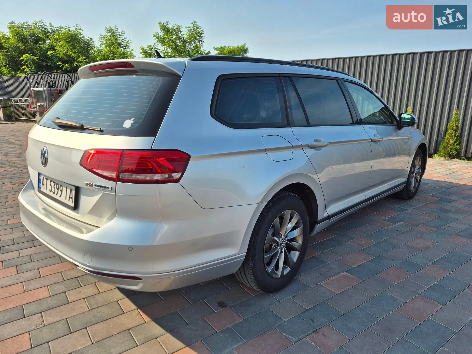 2015 Volkswagen Passat - мініатюра 10