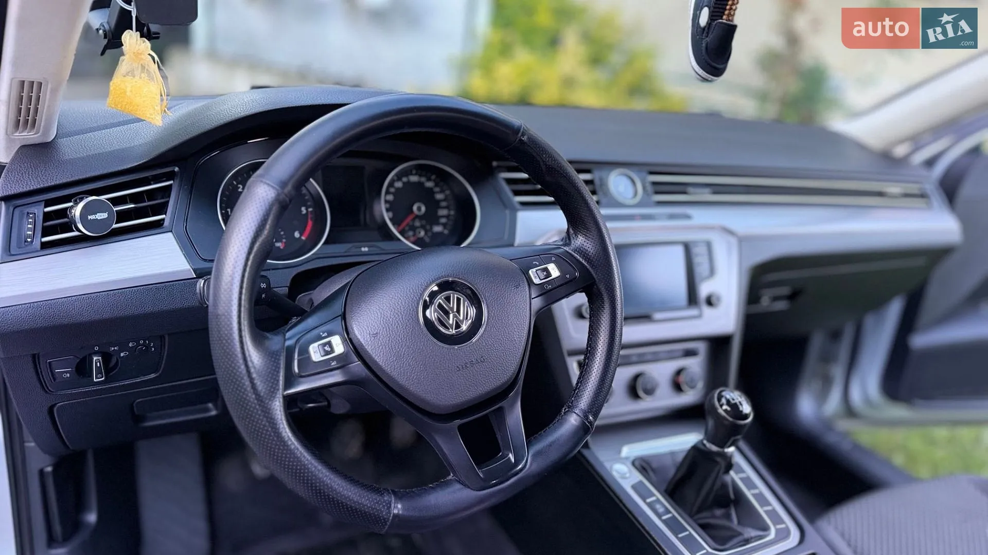2015 Volkswagen Passat - мініатюра 28