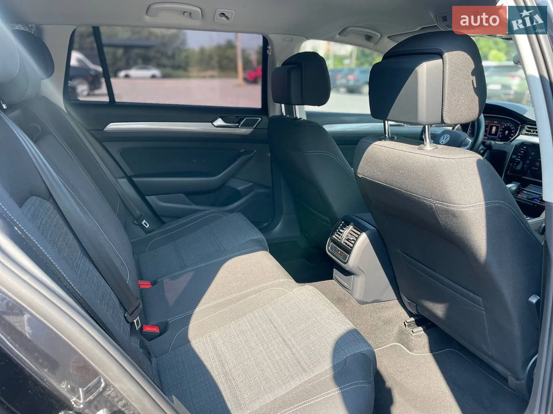 2021 Volkswagen Passat - мініатюра 19