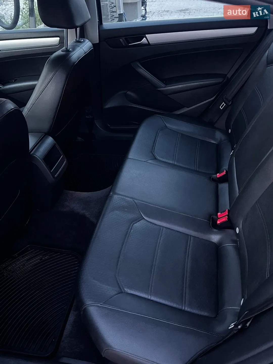 2011 Volkswagen Passat - мініатюра 12