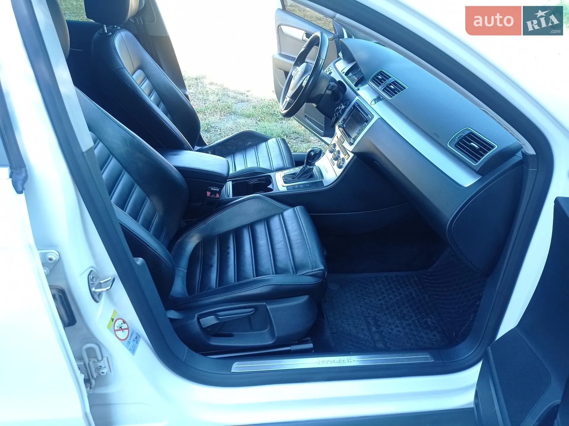 2014 Volkswagen Passat - мініатюра 23