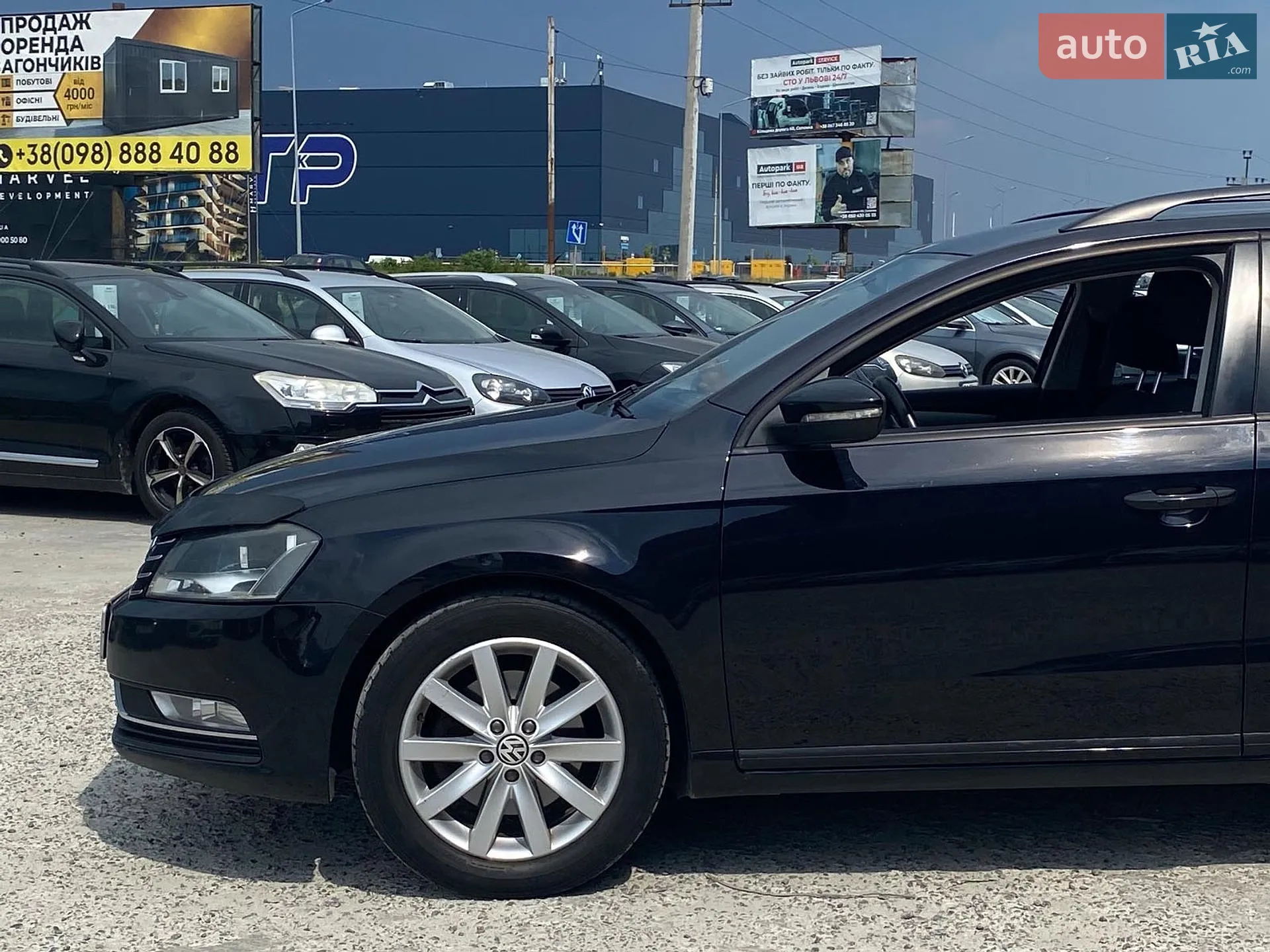 2013 Volkswagen Passat - мініатюра 2