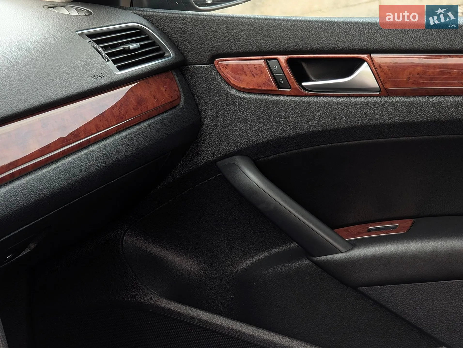 2015 Volkswagen Passat - мініатюра 28