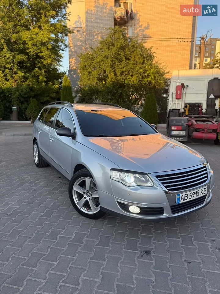 2010 Volkswagen Passat - мініатюра 23