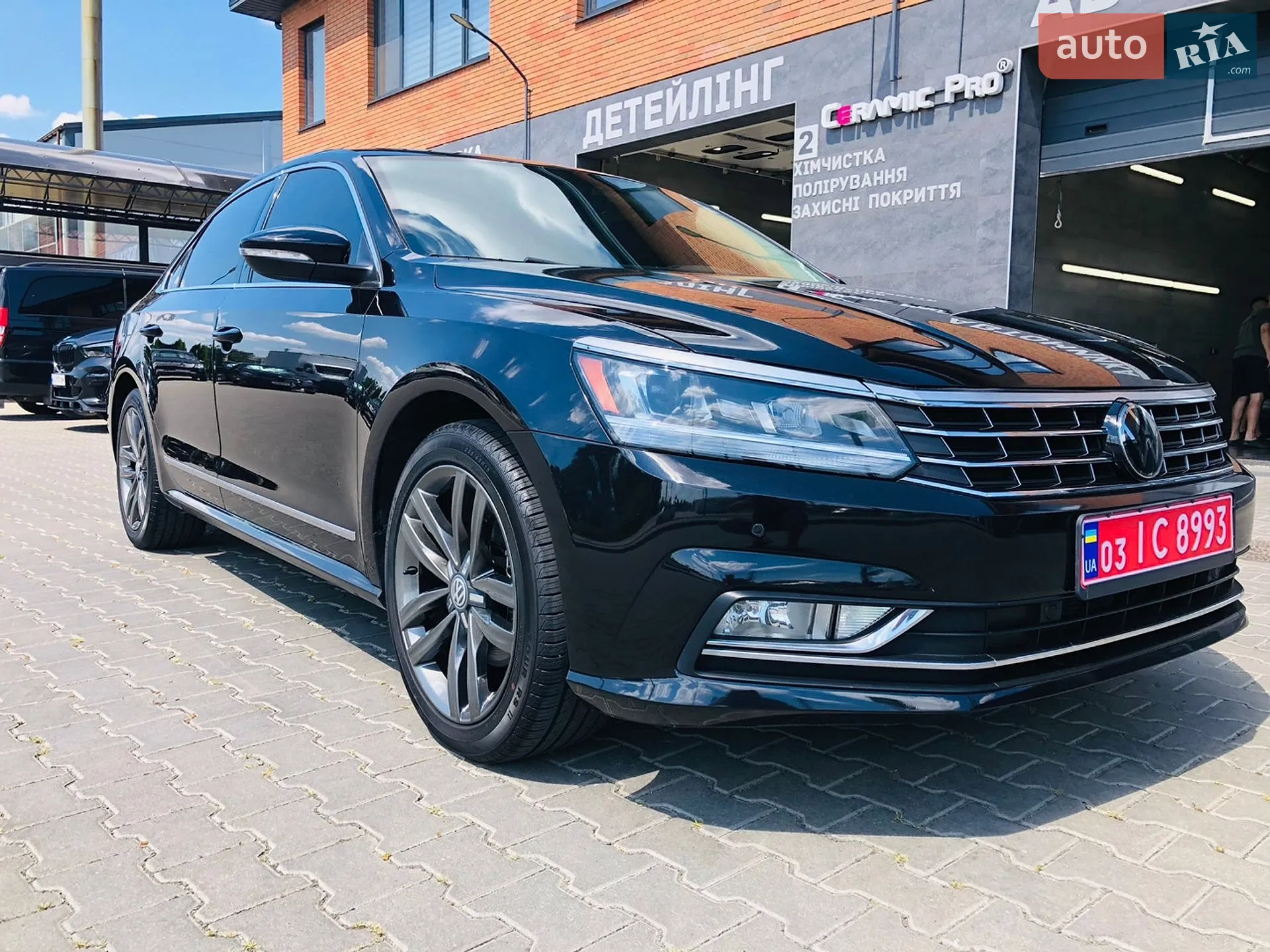 2017 Volkswagen Passat - мініатюра 2
