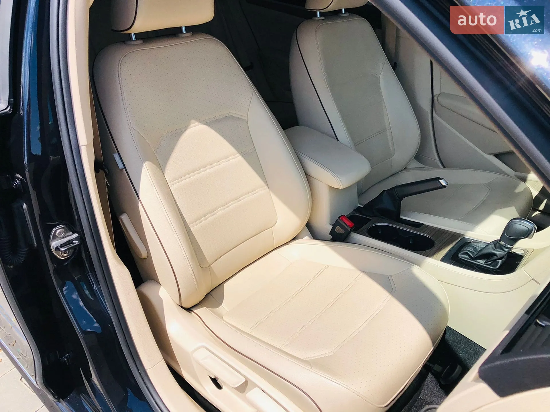2017 Volkswagen Passat - мініатюра 24