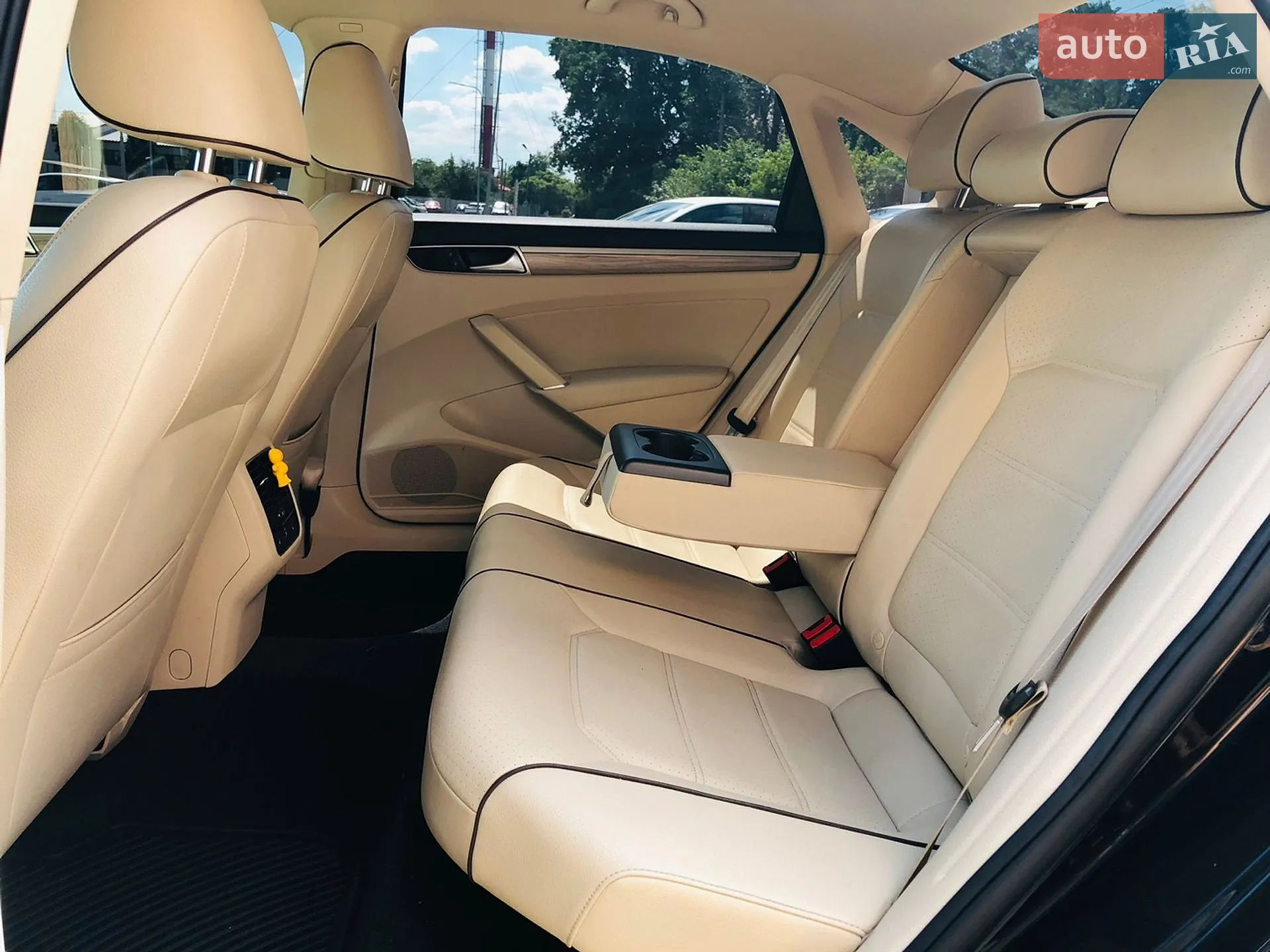 2017 Volkswagen Passat - мініатюра 32