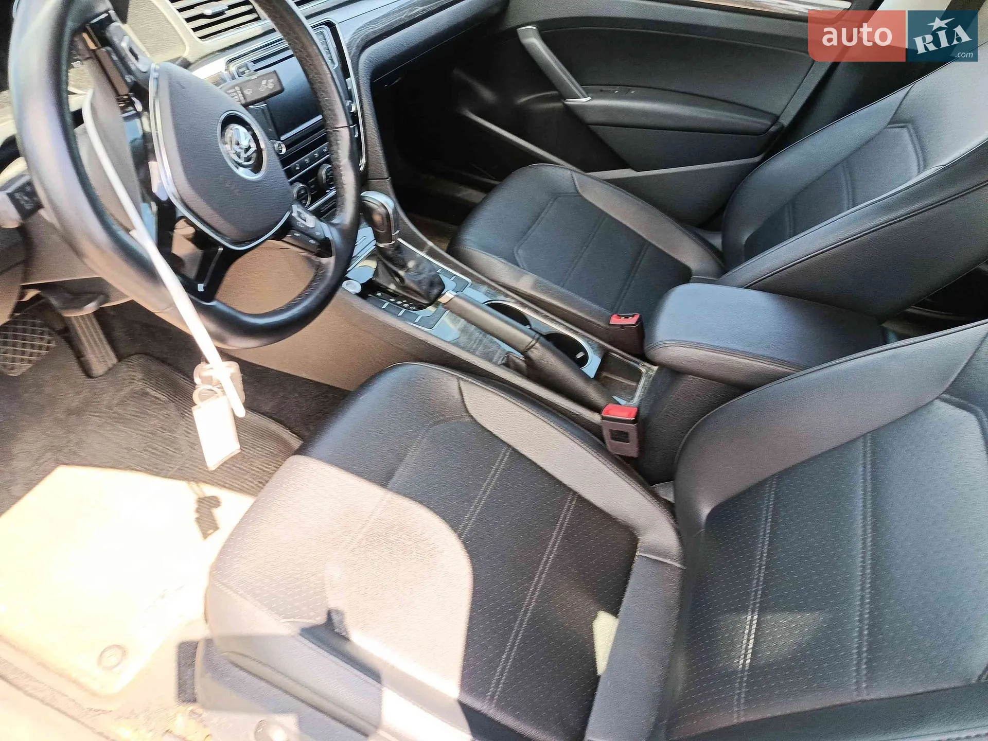 2017 Volkswagen Passat - мініатюра 20