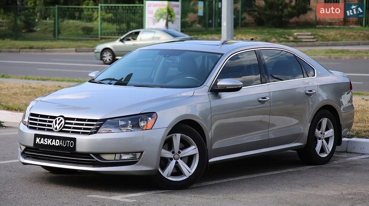 2010 Volkswagen Passat - мініатюра 6