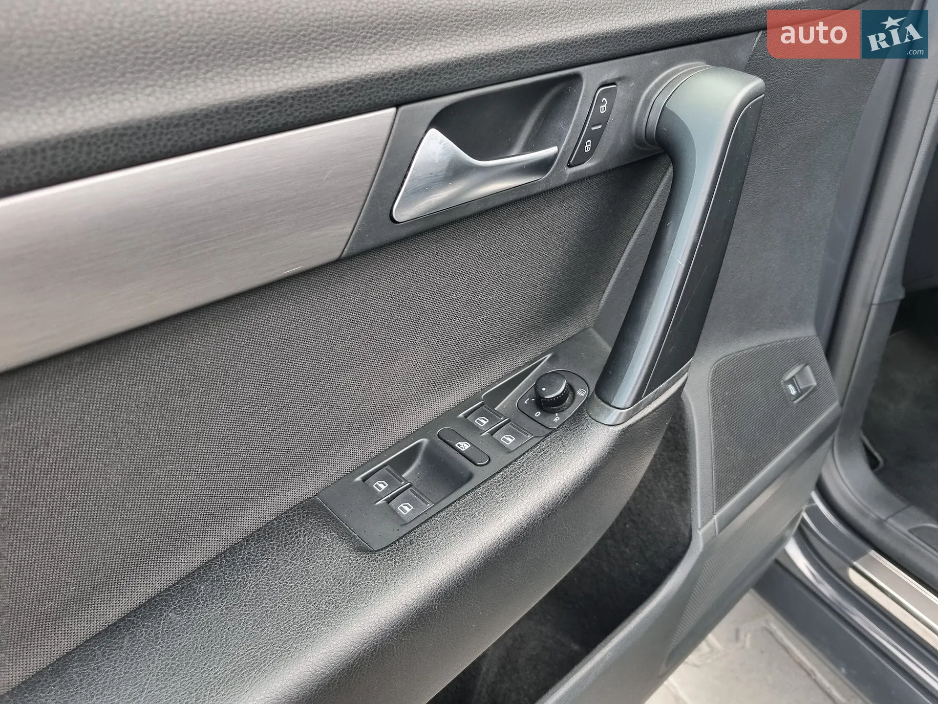 2013 Volkswagen Passat - мініатюра 26