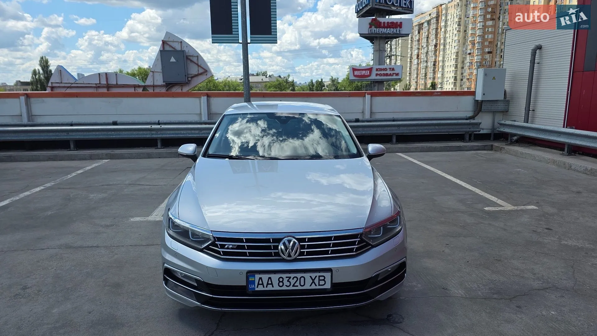 2017 Volkswagen Passat - фото 1
