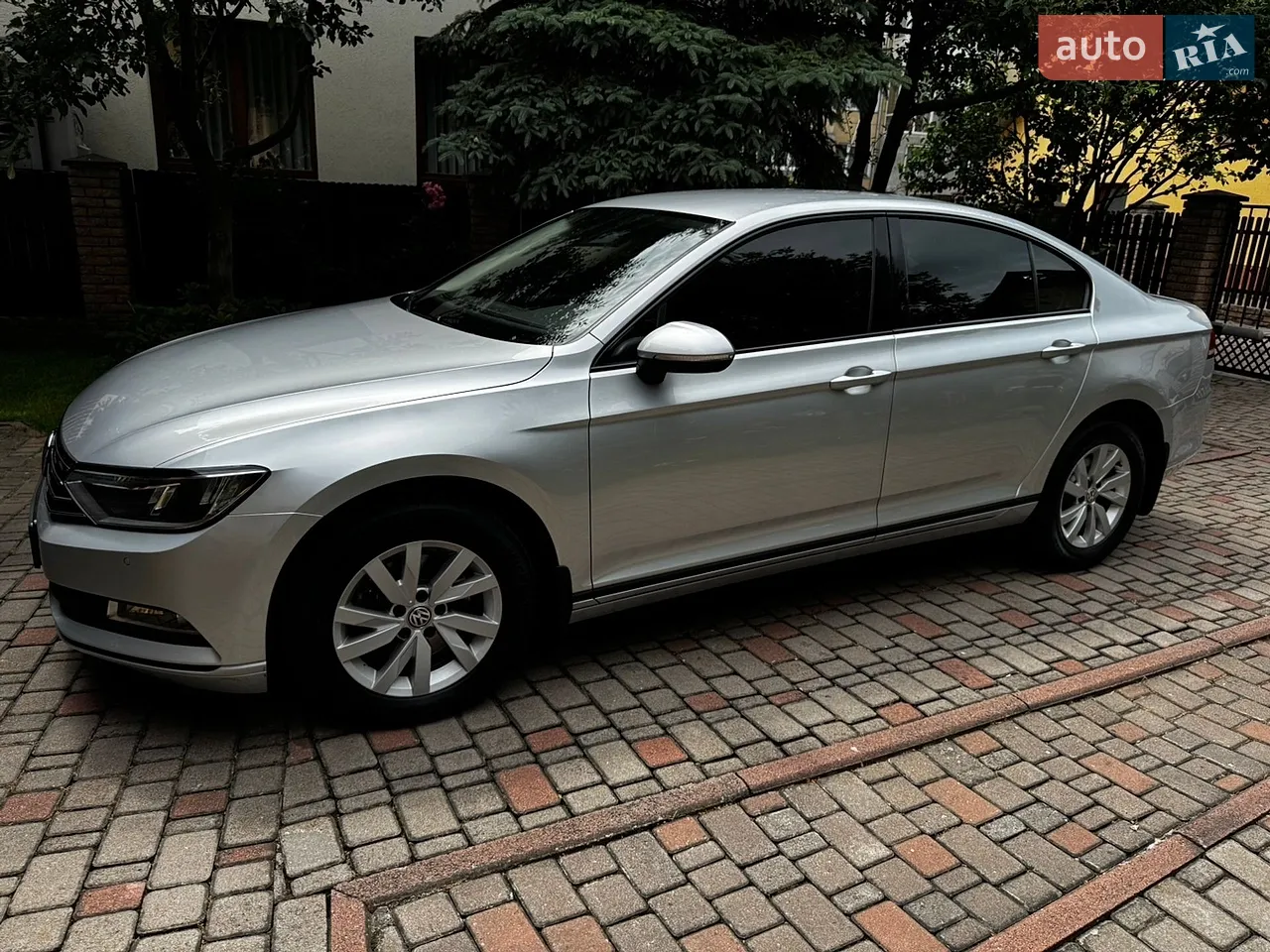 2019 Volkswagen Passat - мініатюра 10