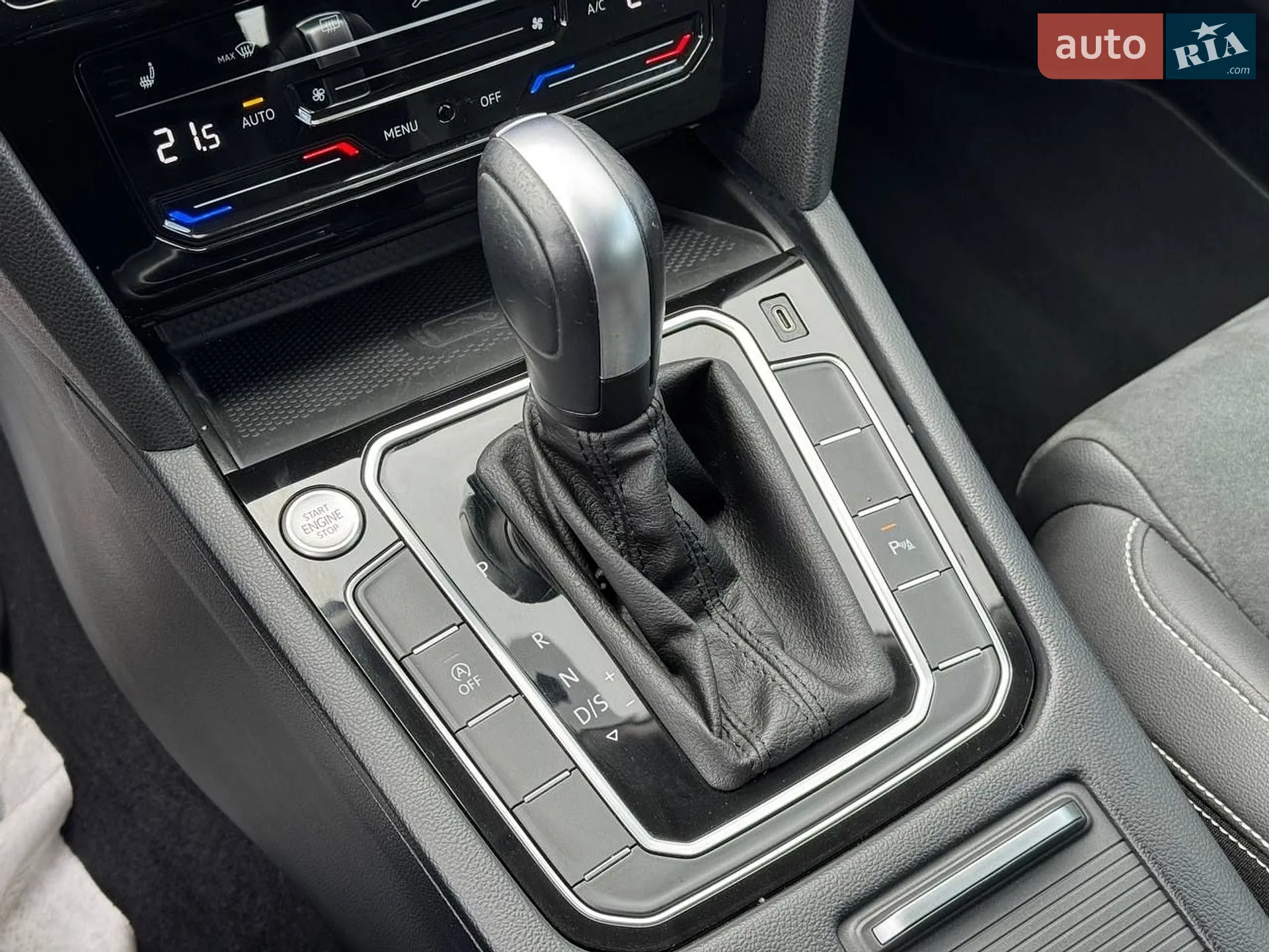 2021 Volkswagen Passat - мініатюра 18