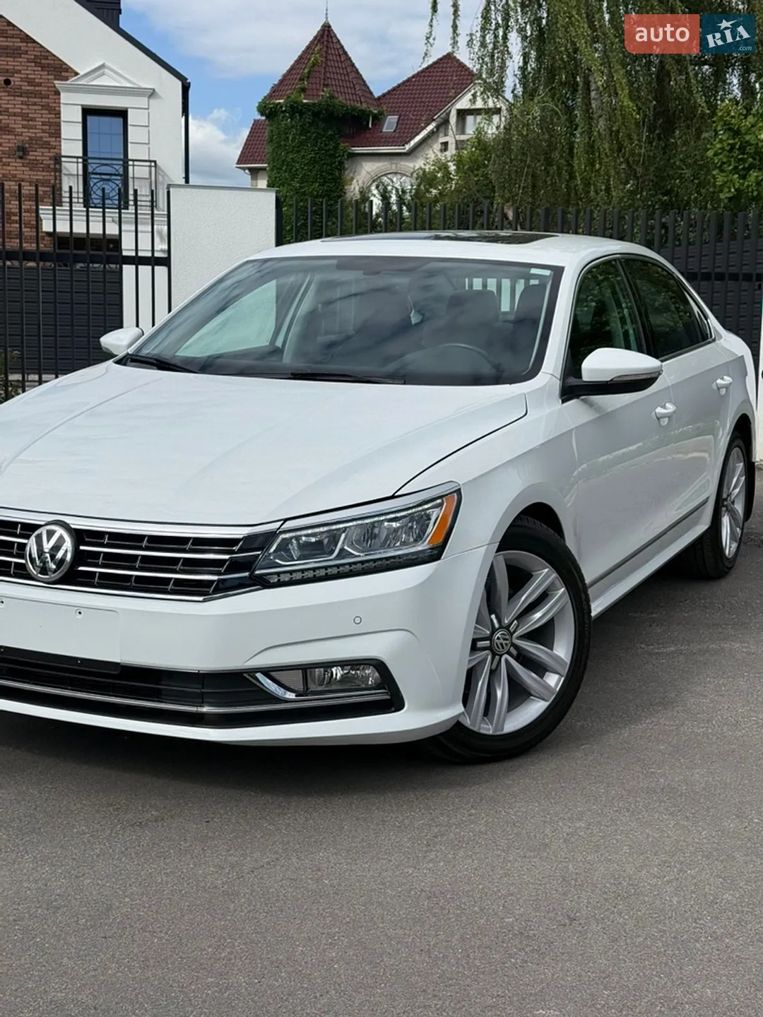 2016 Volkswagen Passat - мініатюра 3