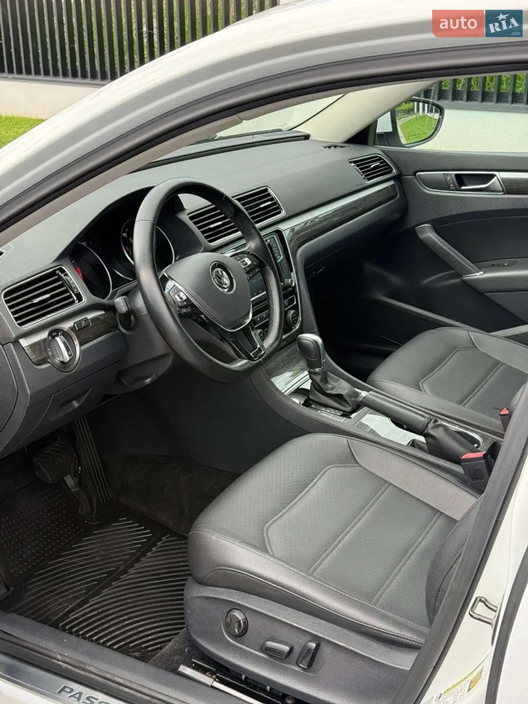 2016 Volkswagen Passat - мініатюра 14