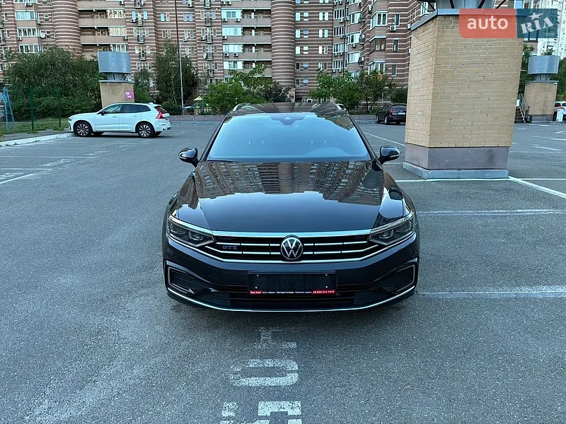 Volkswagen Passat 2022