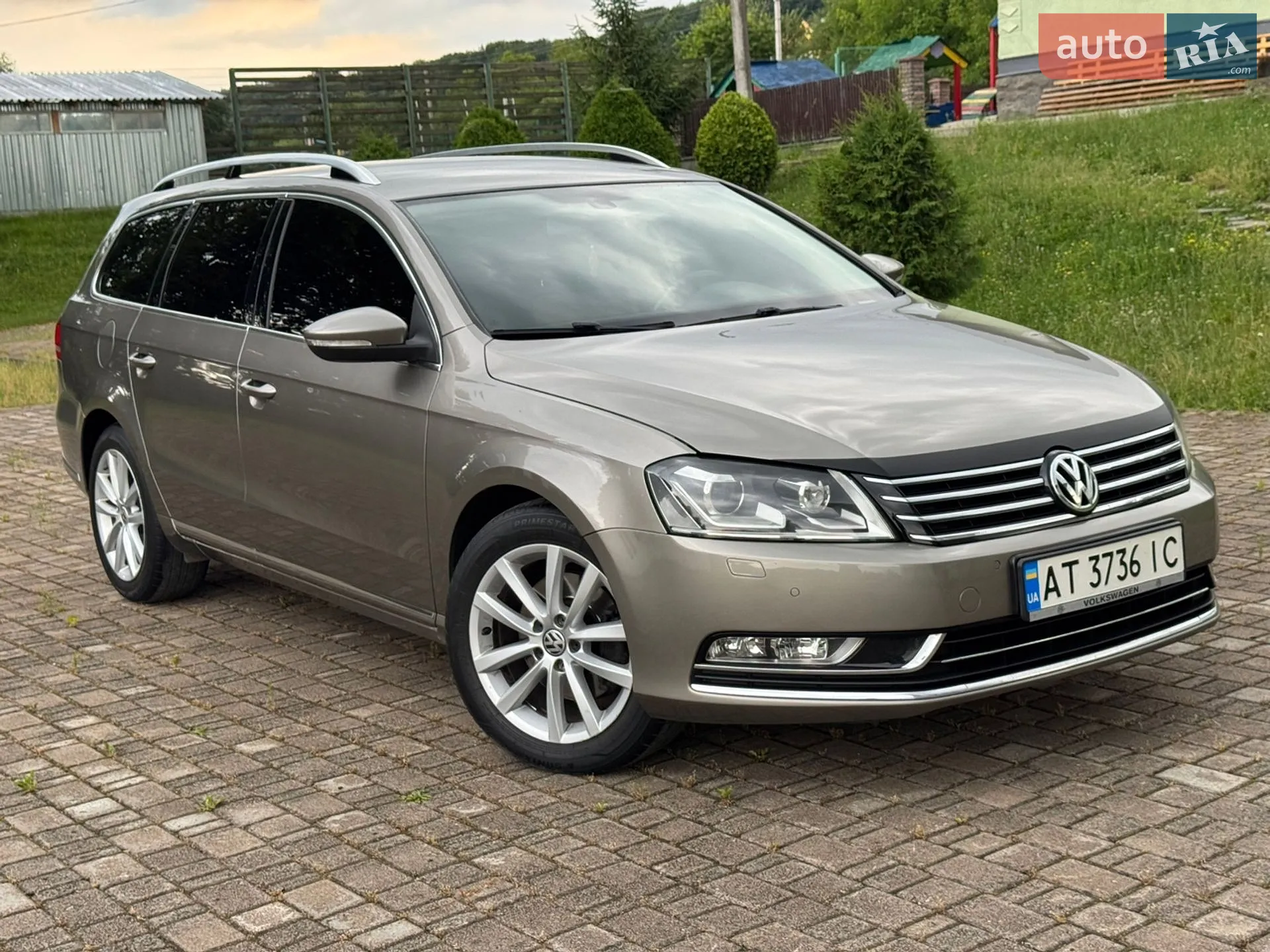 2011 Volkswagen Passat - мініатюра 3