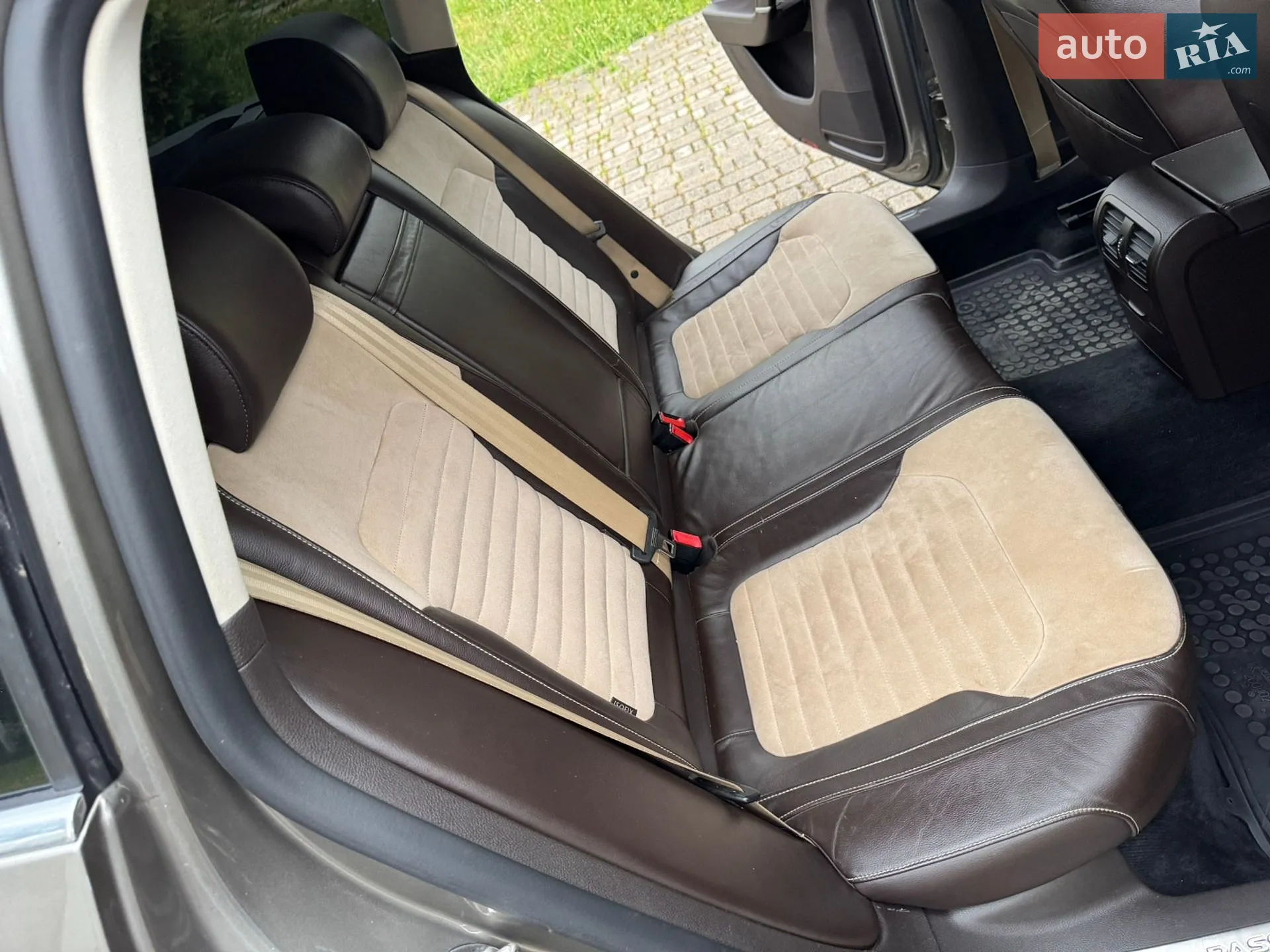 2011 Volkswagen Passat - мініатюра 24