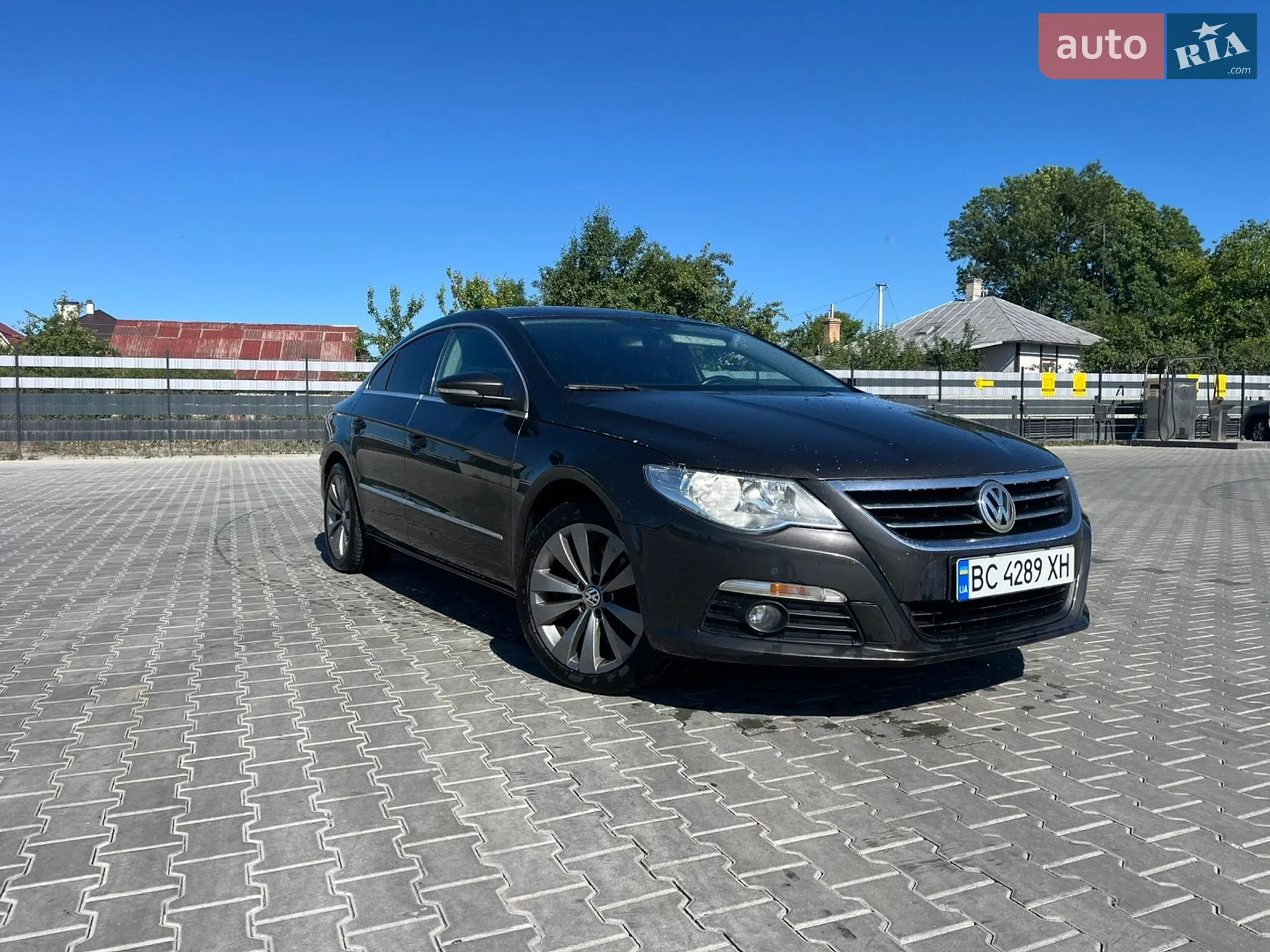 2010 Volkswagen Passat - фото 1