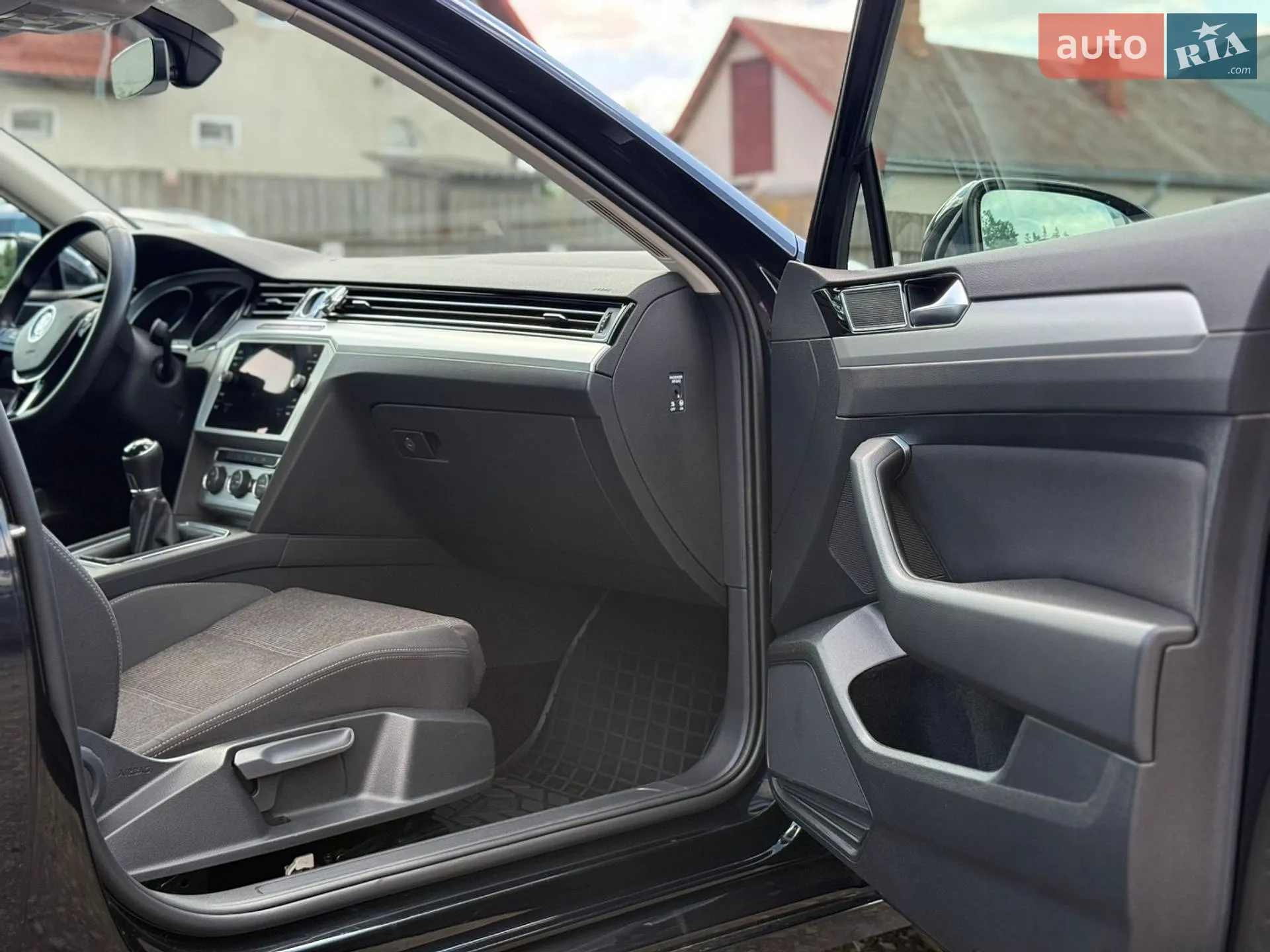2019 Volkswagen Passat - мініатюра 40