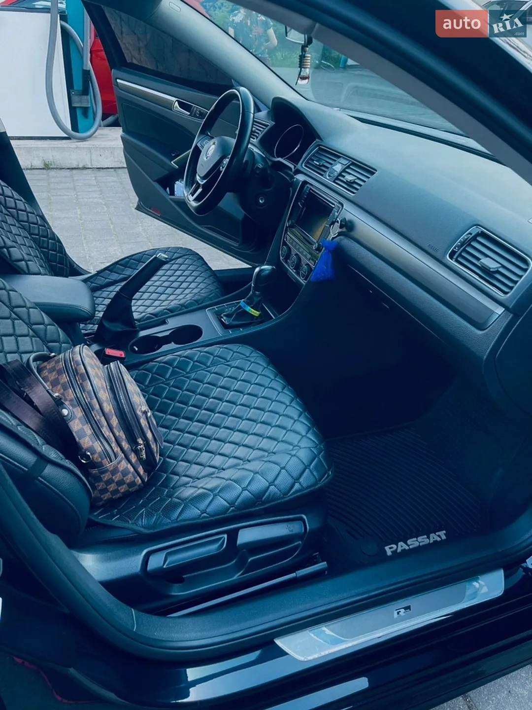 2017 Volkswagen Passat - мініатюра 8