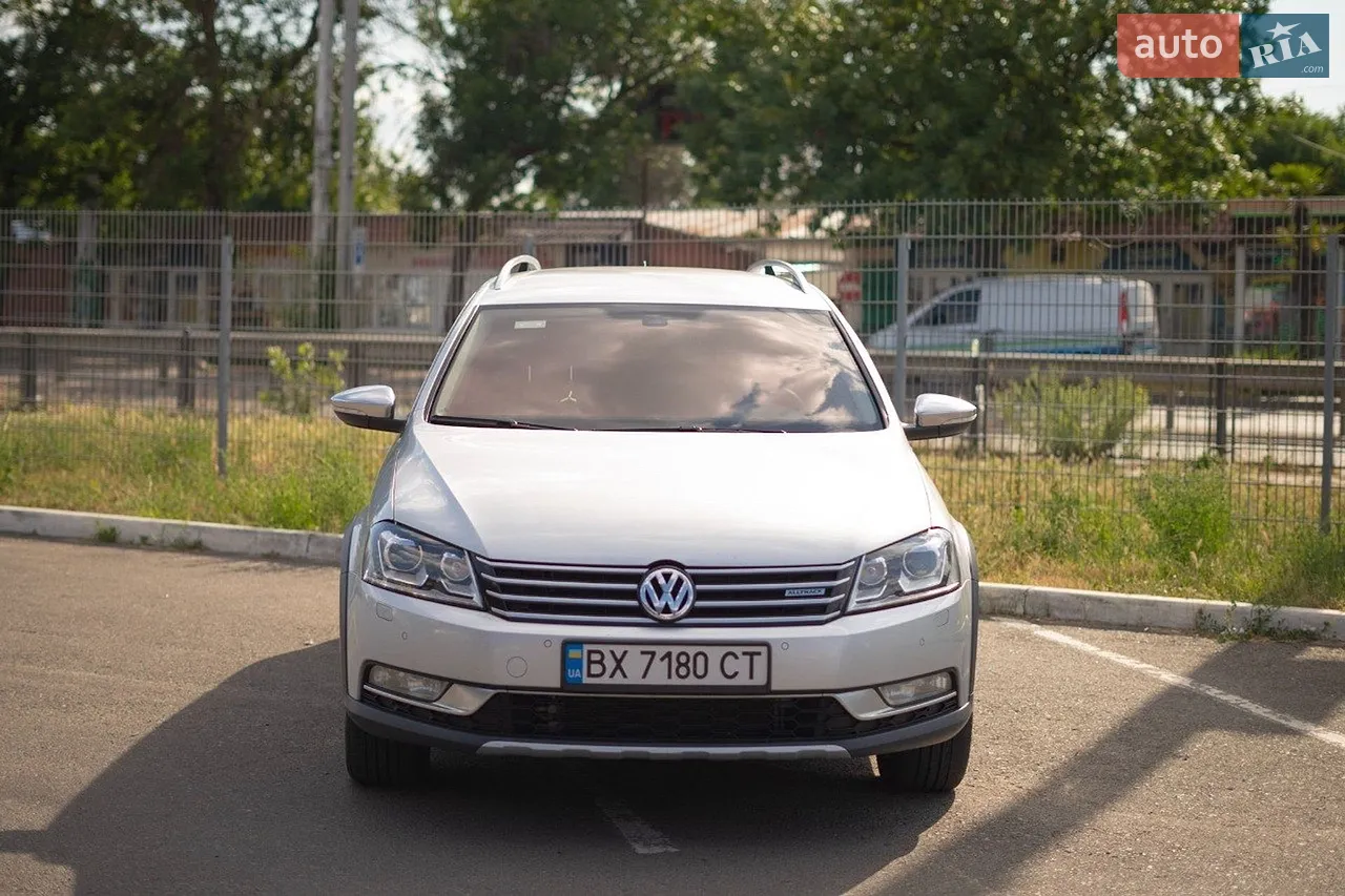 2013 Volkswagen Passat - мініатюра 9