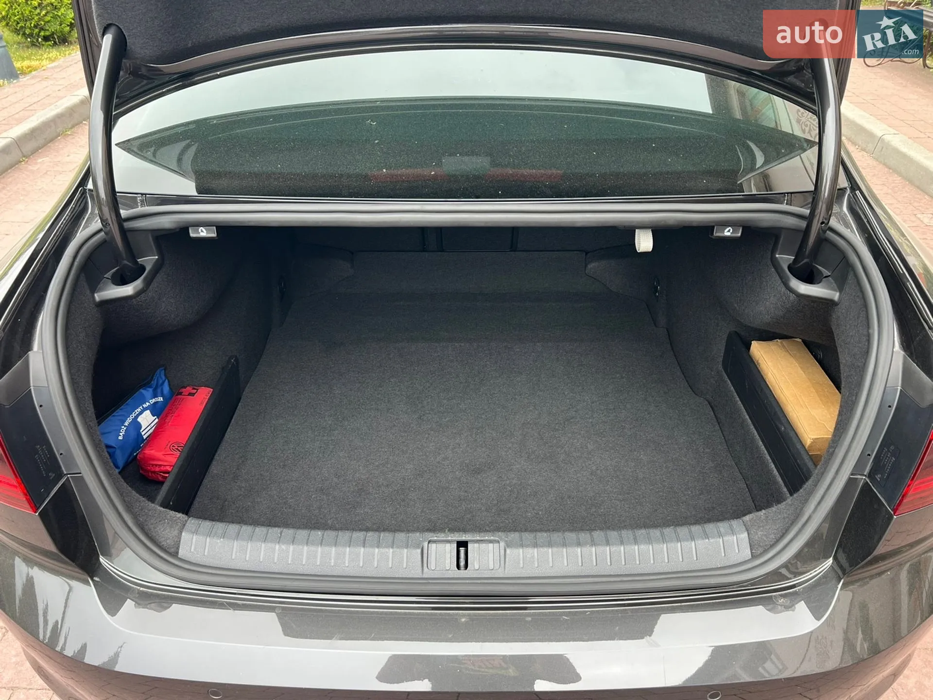 2022 Volkswagen Passat - мініатюра 33