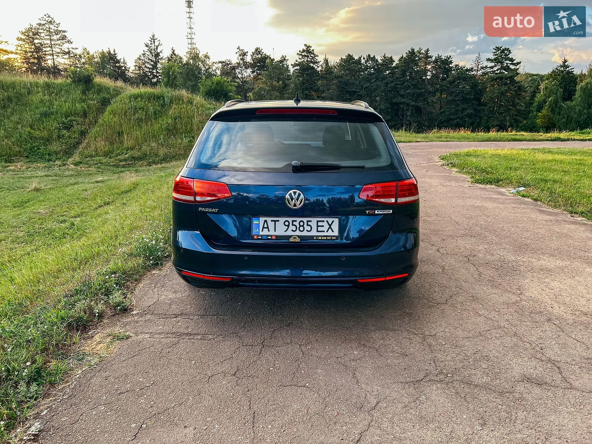 2015 Volkswagen Passat - мініатюра 6