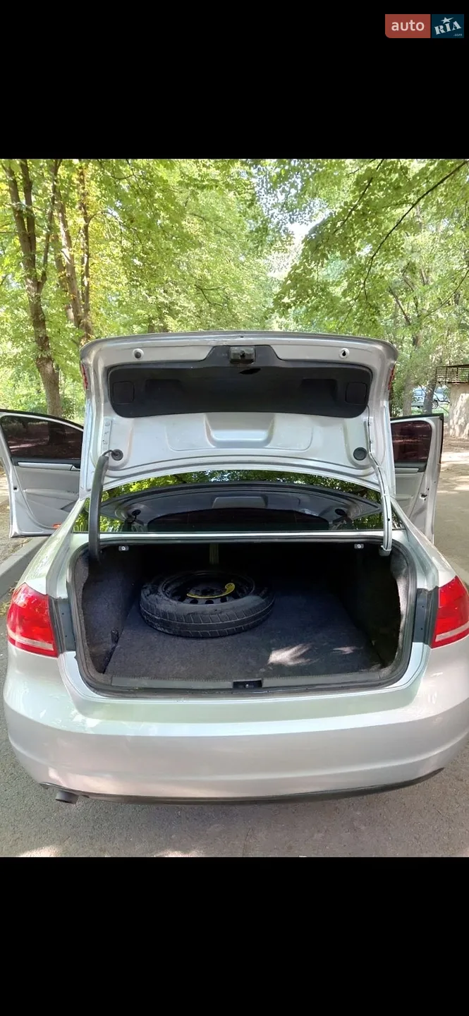 2012 Volkswagen Passat - мініатюра 13