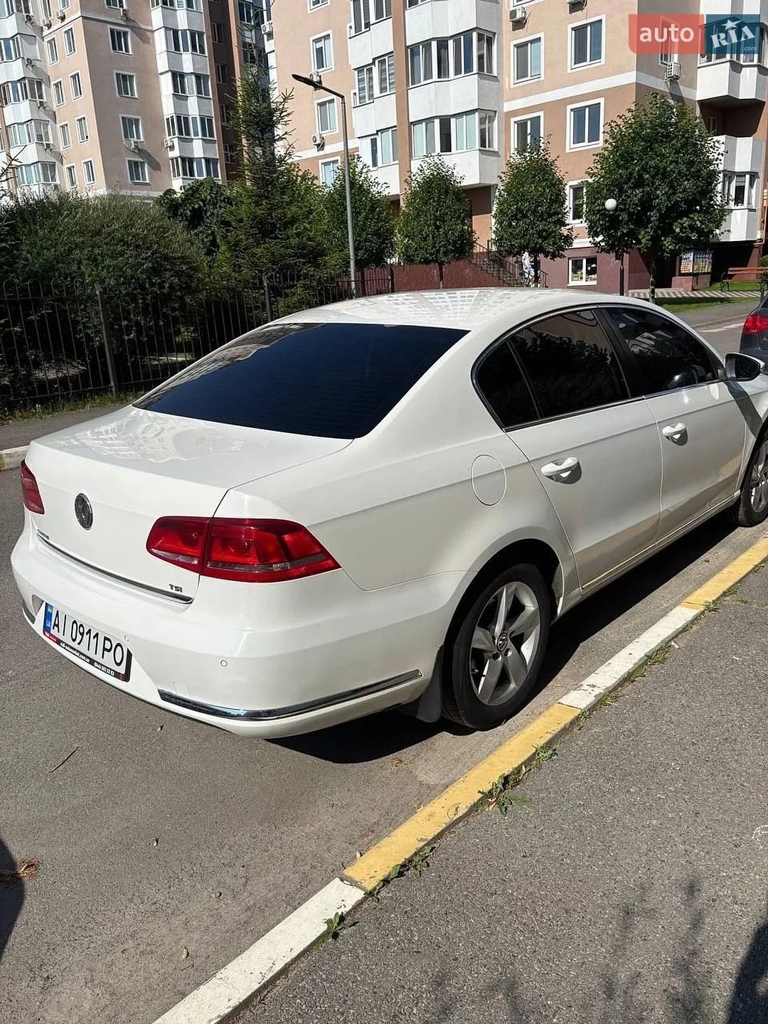 2013 Volkswagen Passat - мініатюра 4