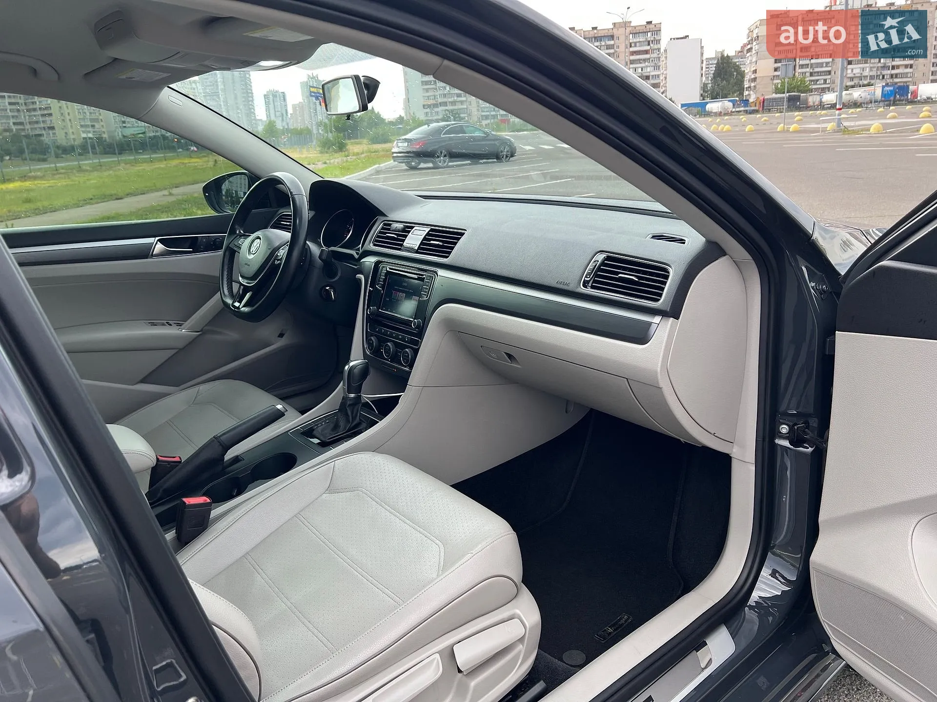 2017 Volkswagen Passat - мініатюра 16