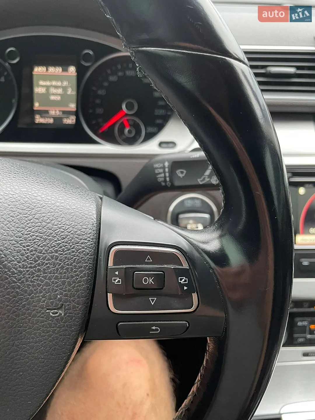 2011 Volkswagen Passat - мініатюра 38