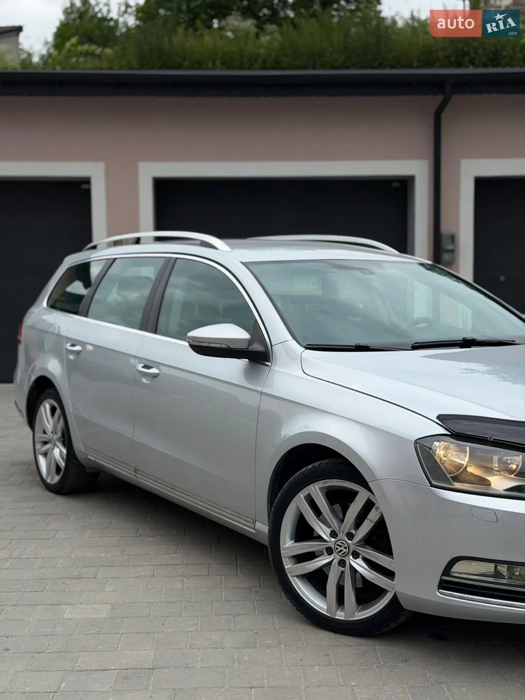2010 Volkswagen Passat - мініатюра 2